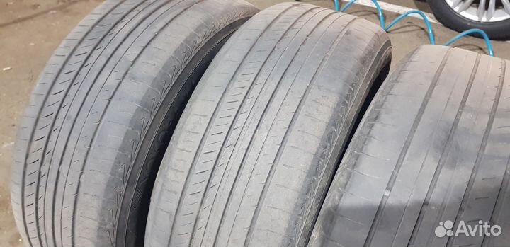Yokohama Radial S301 215/55 R17