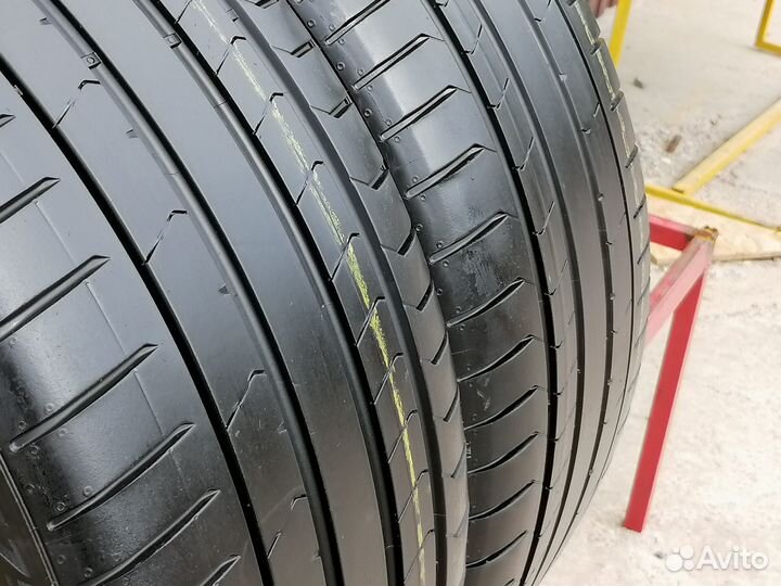 Pirelli P Zero PZ4 275/30 R20