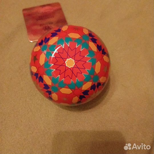 Жестяная банка коробка