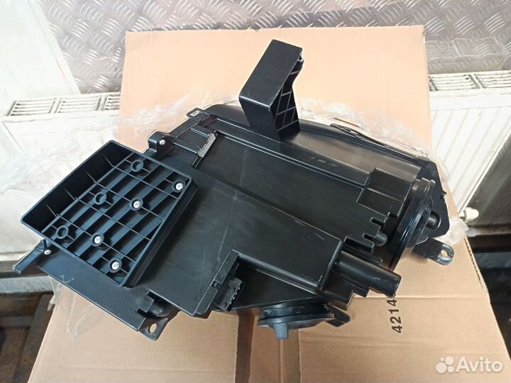 Фара передняя левая Джили geely GC6