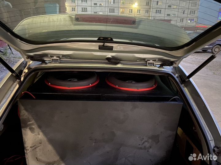 Сабвуфер 1шт