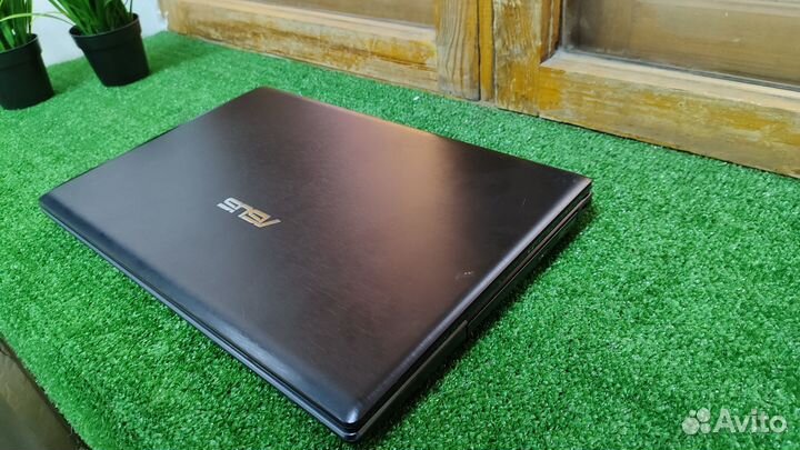 Asus X55V
