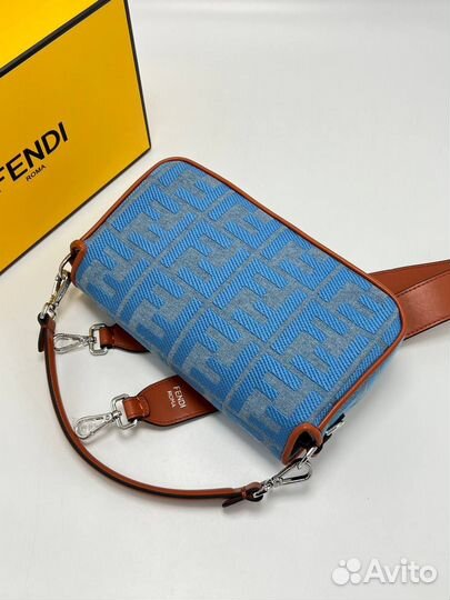 Женская сумка fendi