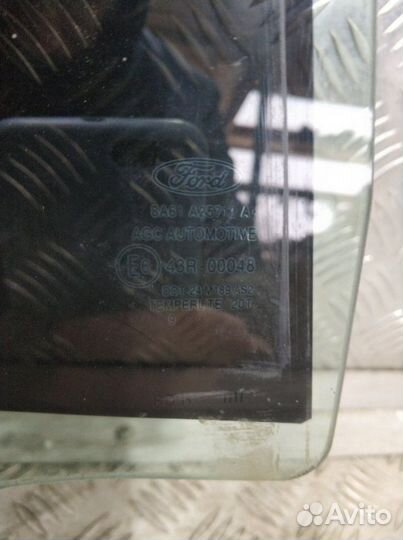 Стекло двери заднее правое Ford Fiesta MK7 stjb