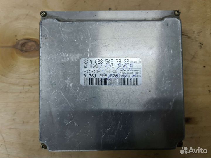 Моторник двигателя M111 Mercedes CLK208