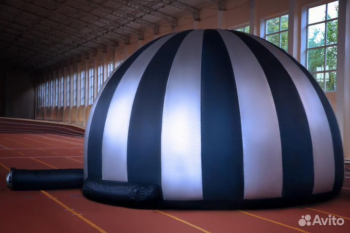 Праздник с развлечениями в Мобильном Планетарии