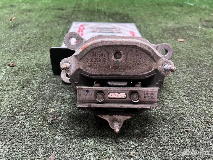 Опора подушка АКПП на Audi A4 (B8), 8K2, 8K5, 8KH