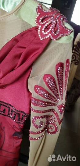 Платье для выступлений фигурное катание