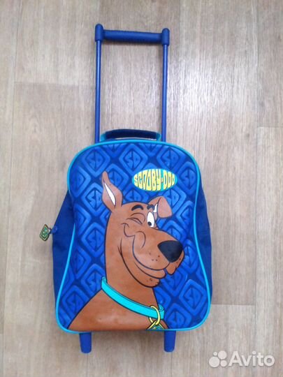 Детский рюкзак на колесиках