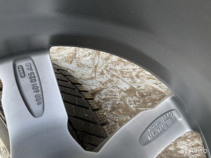 Оригинальные колеса на Audi A3 8V / TT 8S R19