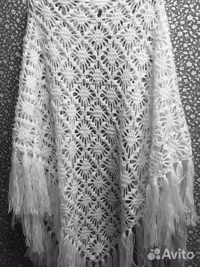 Шаль вязаная крючком