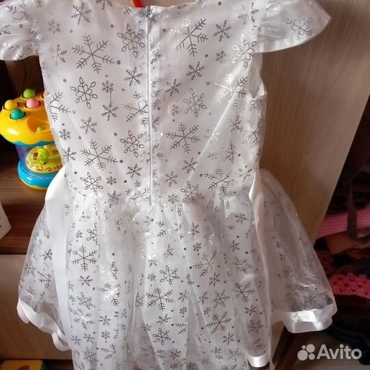 Новое праздничное платье