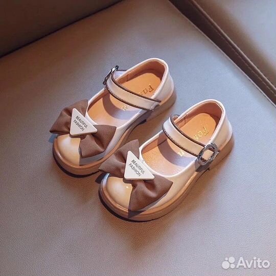 Туфли для девочки р36