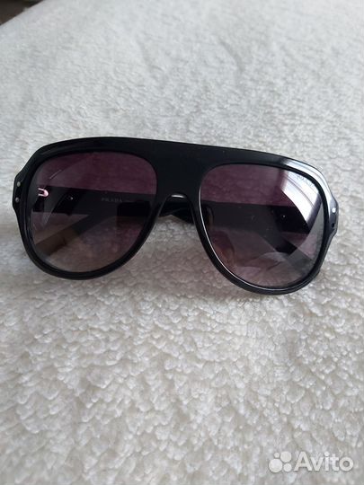 Солнцезащитные очки женские Prada