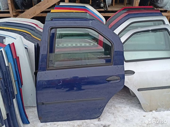 Задние левые двери renault logan