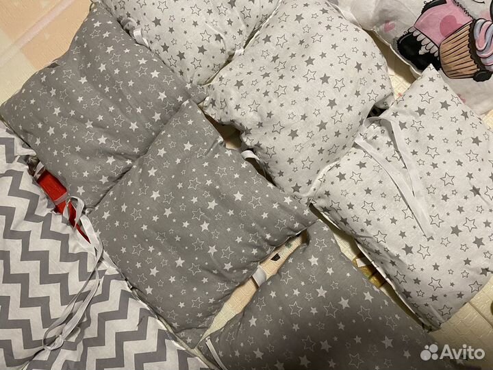 Подушки бортики в кроватку