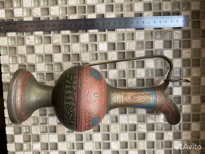 Фигурки и посуда