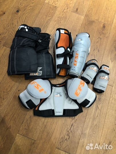 Хоккейная форма