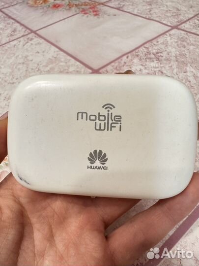 Портативный роутер Huawei Е 5330