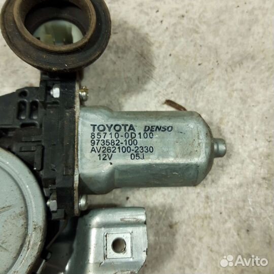 Стеклоподьемник передний задний двери Тойота Аурис