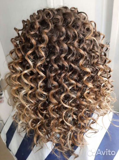 Укладка афрокудрей