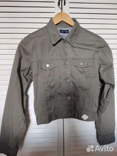 Летняя молодёжная одежда. 44 р