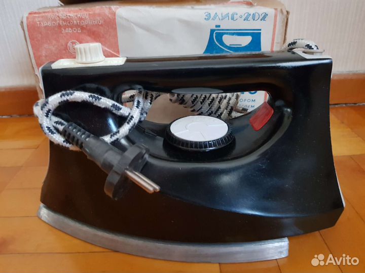 Утюг советский новый