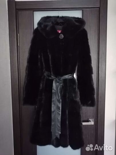 Шуба норковая с капюшоном 44 46
