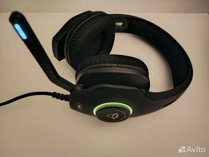 Игровые наушники с подсветкой