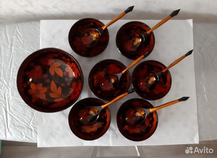 Набор посуды хохлома