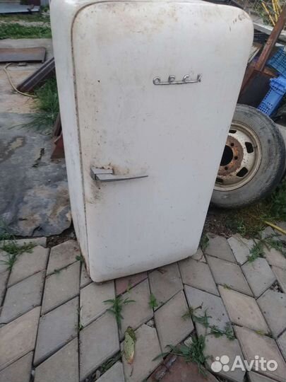 Ретро Холодильник 2шт