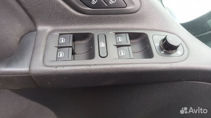 Фольксваген Гольф Карта двери передней левой