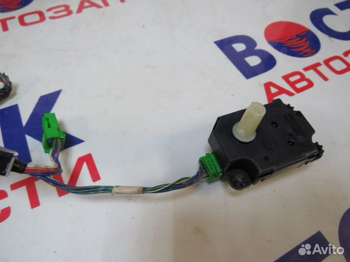 Привод заслонок отопителя mitsubishi outlander CW4W, CW5W, CW6W