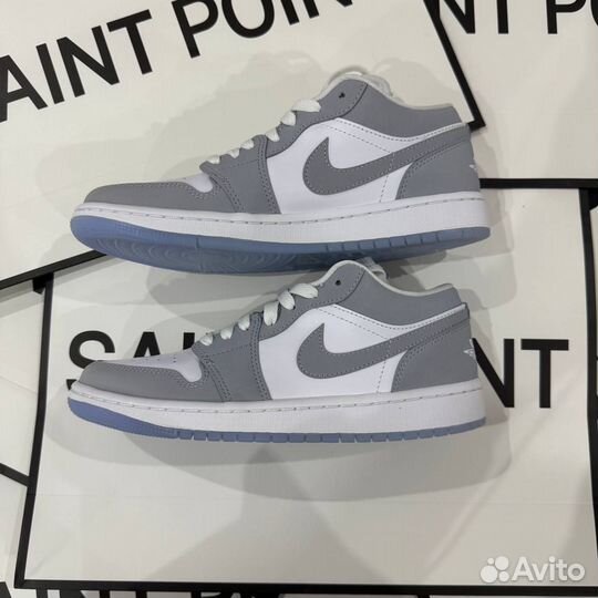 Женские кроссовки Air Jordan 1 Low Wolf Grey