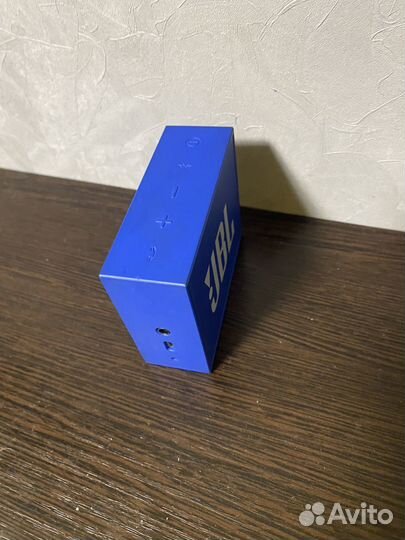Колонка jbl go 1