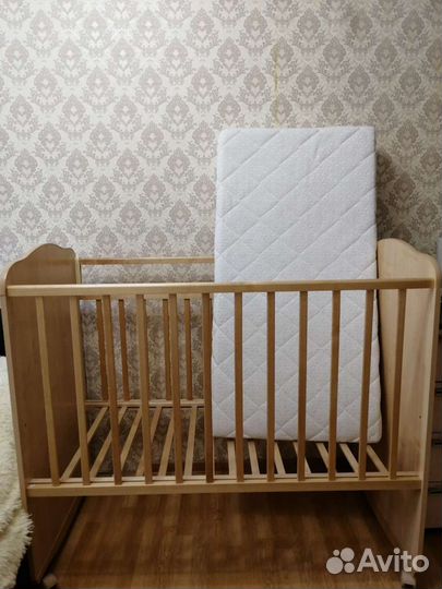 Детская кроватка