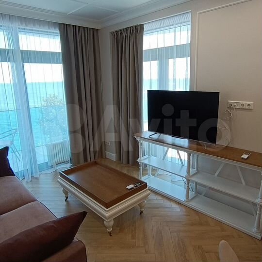 3-к. квартира, 95 м², 3/6 эт.