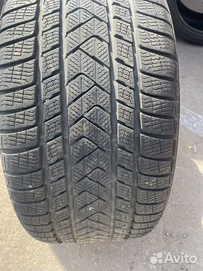 Pirelli Scorpion 275/45 R21