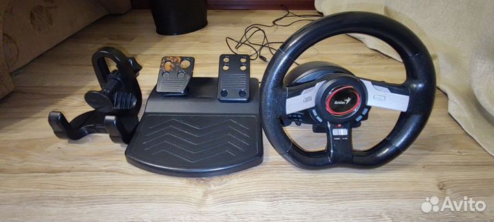 Игровой руль с педалями Genius Speed Wheel 5 Pro