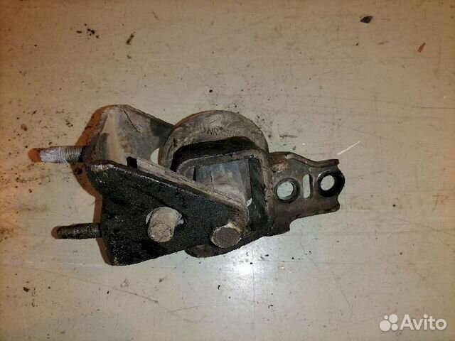 Опора двигателя (подушка двс) Toyota задняя 12371