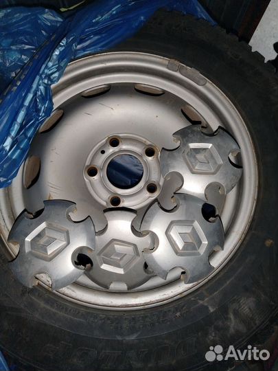 Dunlop GrandTrek Ice 03 215/65 R16