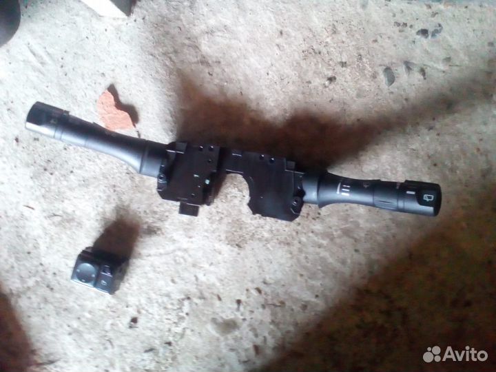 Переключатель света дворников на Ниссан Жук,Nissan