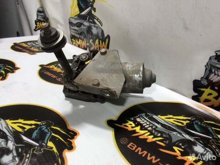 Мотор стеклоочистителя Audi Coupe 1985