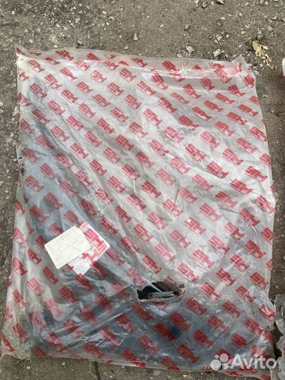 Рычаги передние Toyota Rav 4