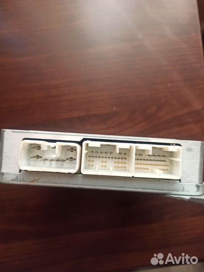 Блок управления Тойота Королла е150