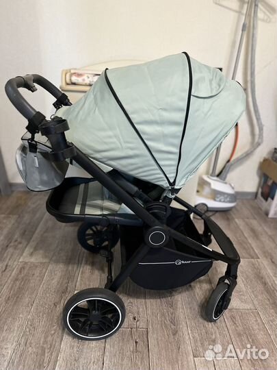Коляска прогулочная
