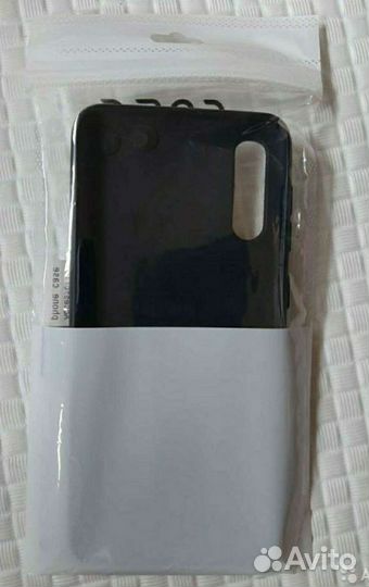 Чехол на телефон