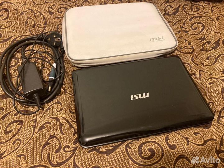 Ноутбук MSI U100