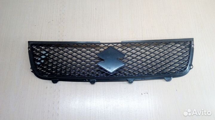 Решетка радиатора Suzuki Grand Vitara 3 аналог