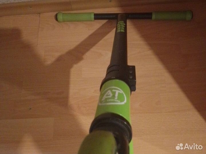 Самокат трюковой